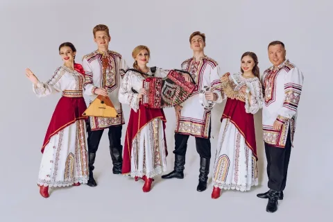 Играй, гармонь! Звени, балалайка! — фото 4